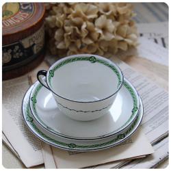 イギリス アンティーク A.E. Gray & Co. Ltd カップ＆ソーサートリオ 陶器 ガレオン船 雑貨 店舗什器「帆船マーク」Q-119