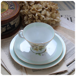 ノリタケ アンティーク カップ＆ソーサートリオ RC 陶磁器 昭和レトロ 食器 花柄 店舗什器「高級磁器」Q-121