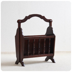 イギリス アンティーク調 マガジンラック オーク材 インテリア 雑誌 収納家具 店舗什器「持ち手が付き」Q-168