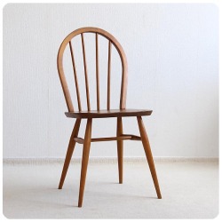 イギリス ヴィンテージ アーコールチェア ercol 木製椅子 エルム材 家具 インテリア 店舗什器「フープバックチェア」Q-405