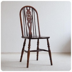 イギリス アンティーク調 Old Charm（オールドチャーム）ホイールバックチェア【英国の伝統的なオーク材家具メーカー】T-098