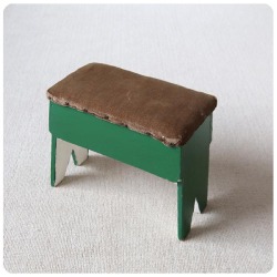 イギリス アンティーク ペイントクッションスツール/ツールボックス/木製椅子/家具/店舗什器/ディスプレイ【うれしい収納付き】T-391