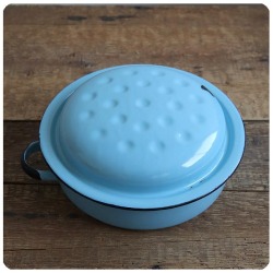 イギリス アンティーク ホーロー キャセロール/蓋付き琺瑯パン/ストッカー/ロースター/鍋【お菓子や小物入れにも】T-632