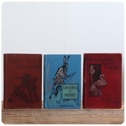 イギリス アンティークブック 3冊セット/古本/古書/洋書/インテリア雑貨/書籍/ディスプレイ/学校【captured by indians】T-697