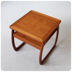 イギリス ヴィンテージ Parker Knoll（パーカーノール）コーヒーテーブル/ミッドセンチュリー/北欧スタイル【チーク家具】Y-422