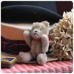 イギリス アンティーク ミニテディベア/ぬいぐるみ/蚤の市/全長約15.0cm/コレクター品【表情がキュートなクマさん】Y-698