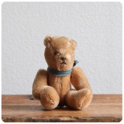イギリス アンティーク ミニテディベア/ぬいぐるみ/蚤の市/全長約16.0cm/コレクター品【表情がキュートなクマさん】Y-699