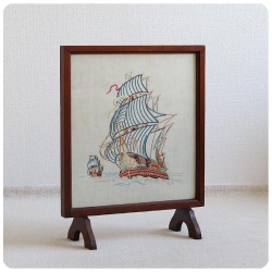 イギリス アンティーク ファイヤースクリーン/暖炉/刺繍入り/ディスプレイ/パーテーション/衝立/英国製【帆船がステキ】Z-443