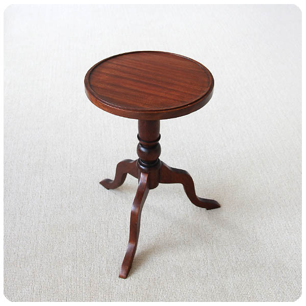 イギリス アンティーク調 ワインテーブル マホガニー 三本脚 花台 家具