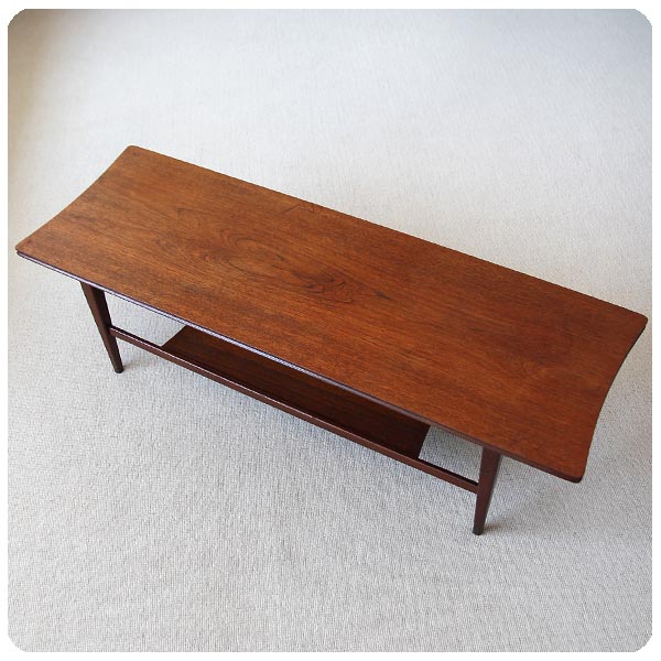 イギリス ビンテージ マガジンラック付きコーヒーテーブル/センター