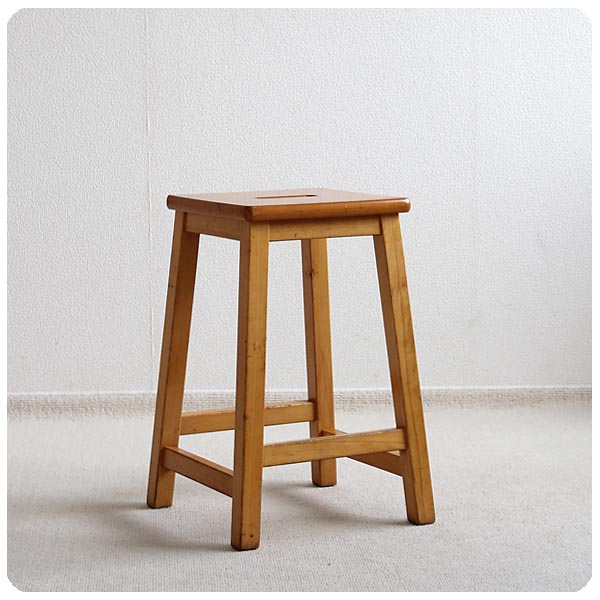 スコットランド ヴィンテージスタイル スクール スツール 木製