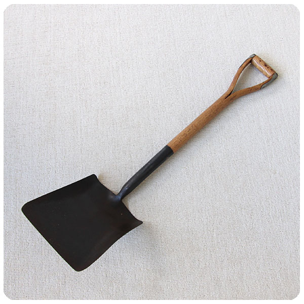 イギリス アンティーク シャベル スペード Q-029
