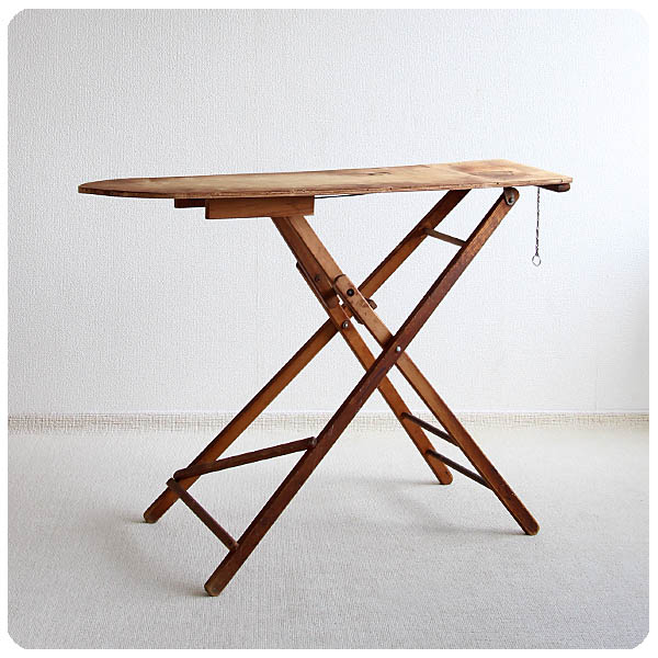 イギリス アンティーク アイロン台 折りたたみ式 Q-127