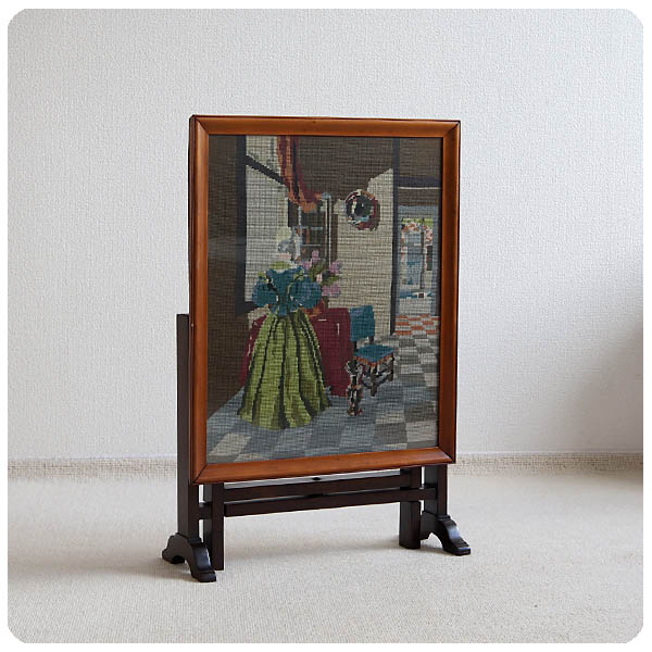 英国 アンティーク 刺繍入りファイヤースクリーン/コーヒーテーブル 
