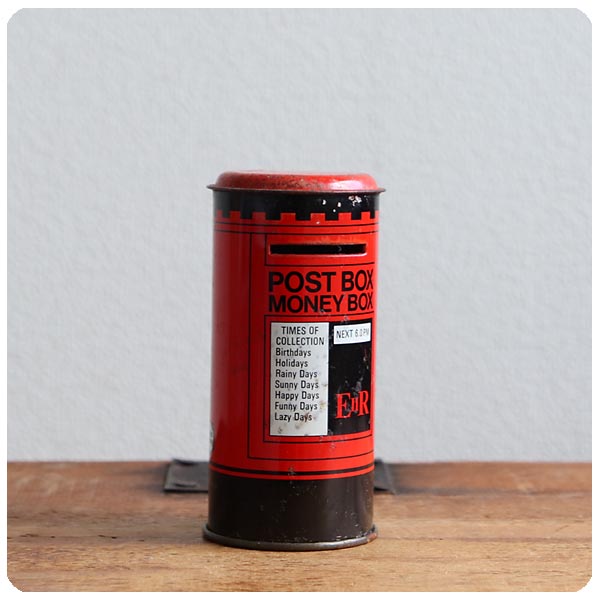 イギリス アンティーク 赤い貯金箱 郵便ポスト チャド バレー社 ブリキ マネーボックス インテリア雑貨 Chad Valley Z 865 イギリス アンティーク 赤い貯金箱 郵便ポスト チャド バレー社 ブリキ マネーボックス インテリア雑貨 Chad Valley Z 865