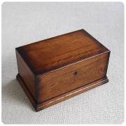 イギリス素敵なバラの木製アンティークボックス♬ イギリス素敵なバラの木製アンティークボックス♬