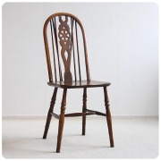 イギリスから直輸入したアンティークホイールバックチェア｜antique