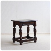 イギリス アンティーク調 サイドテーブル 木製 飾り台 スツール インテリア 家具 店舗什器 K-670