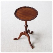 イギリス アンティーク調 ワインテーブル トライポッド 花台 インテリア 店舗什器 ディスプレイ ビンテージ 家具 K-825
