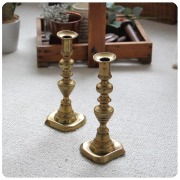スペインアンティーク　　キャンドルスタンド　真鍮　　2個 スペインアンティークキャンドルスタンド真鍮2個