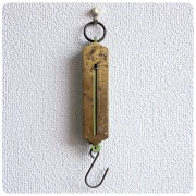 ヨーロッパ各国で見つけてきたアンティークスケールを販売しております