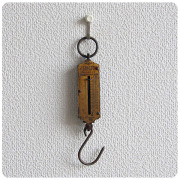 ヨーロッパ各国で見つけてきたアンティークスケールを販売しております