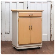 キャビネットの商品一覧