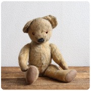 イギリスから届いた世界中で愛され続けるテディベアやぬいぐるみ