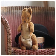 イギリスから届いた世界中で愛され続けるテディベアやぬいぐるみ ...