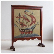 イギリスから直接買い付けてきたアンティーク家具｜antique gallery