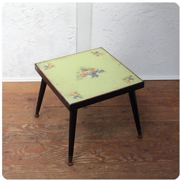 イギリス アンティーク ガラストップ サイドテーブル 装飾 飾り台 木製家具 P-758