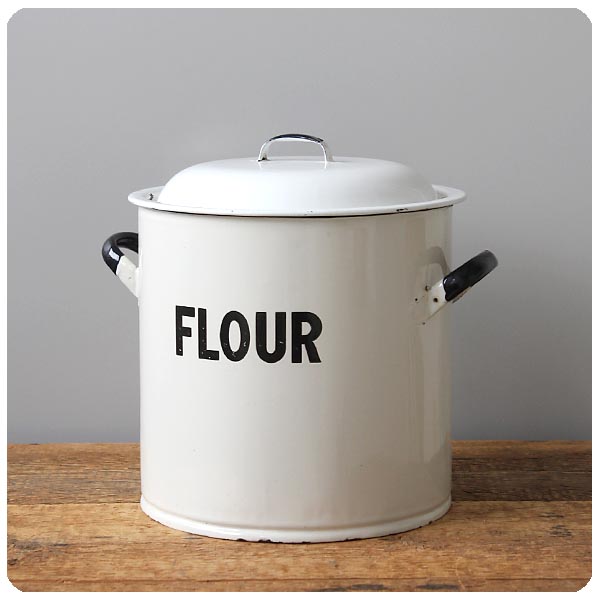イギリス アンティーク フラワー缶 ホーロー製 FLOUR キャニスター 小麦粉保存用 雑貨 P-789