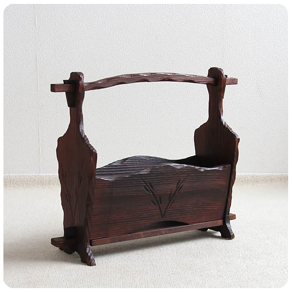 イギリス アンティーク調 マガジンラック 木製 持ち手付き 店舗什器 「小さな家具」P-962