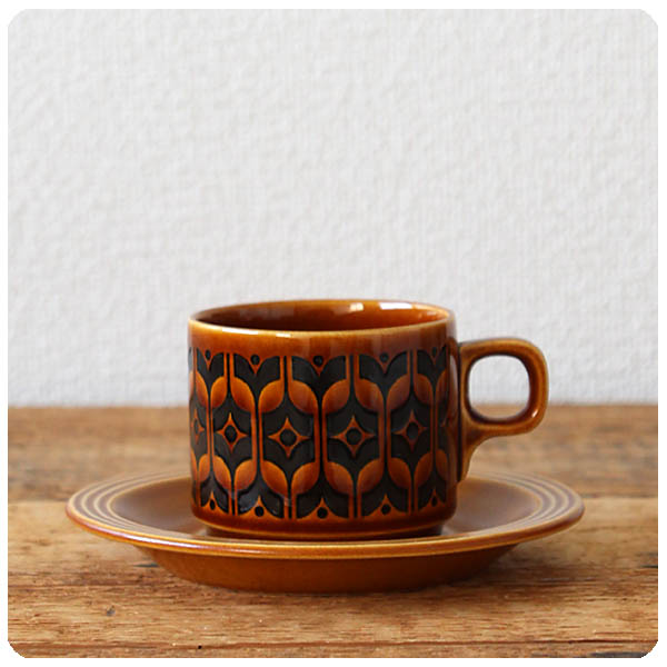 イギリス ヴィンテージ ホーンジー（Hornsea）カップ＆ソーサ― インテリア 雑貨 店舗什器「HEIRLOOM/エアルーム」Q-076