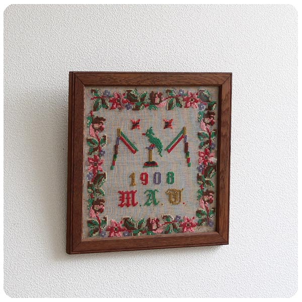 イギリス アンティーク 刺繍額/木枠/ウッドフレーム/絵画/ディスプレイ/ニードルポイント【お部屋のインテリアに】S-087