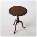 イギリス アンティーク調 ワインテーブル トライポッド 花台 インテリア 店舗什器 ディスプレイ ビンテージ 家具 K-905