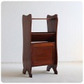 【訳あり】イギリス アンティーク ブックスタンド付きキャビネット マホガニー インテリア 家具 店舗什器「ブックラック」Q-203