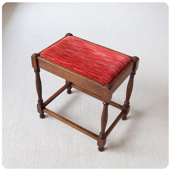イギリス アンティーク スツール/オーク材家具/木製椅子/ファブリックシート/店舗什器/ディスプレイ【雰囲気パーフェクト】T-381