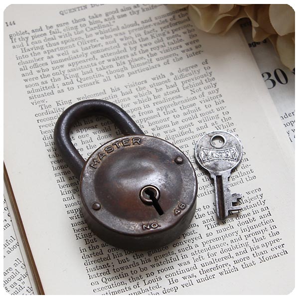 アメリカ アンティーク パドロック 南京錠 鍵付き 古道具 MASTER LOCK「MILWAUKEE」V-426
