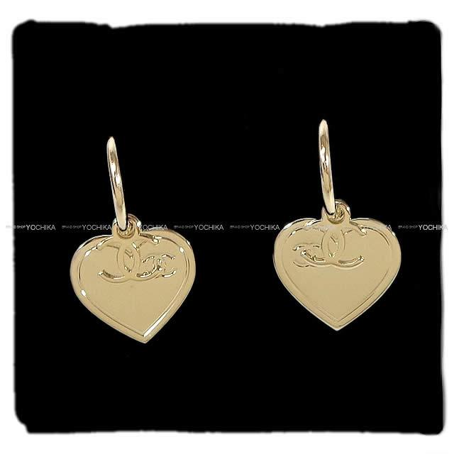 2018年秋冬 新作 CHANEL シャネル ココマーク＆ハートプレート ぶら下がり ピアス  ゴールド A96776 新品
