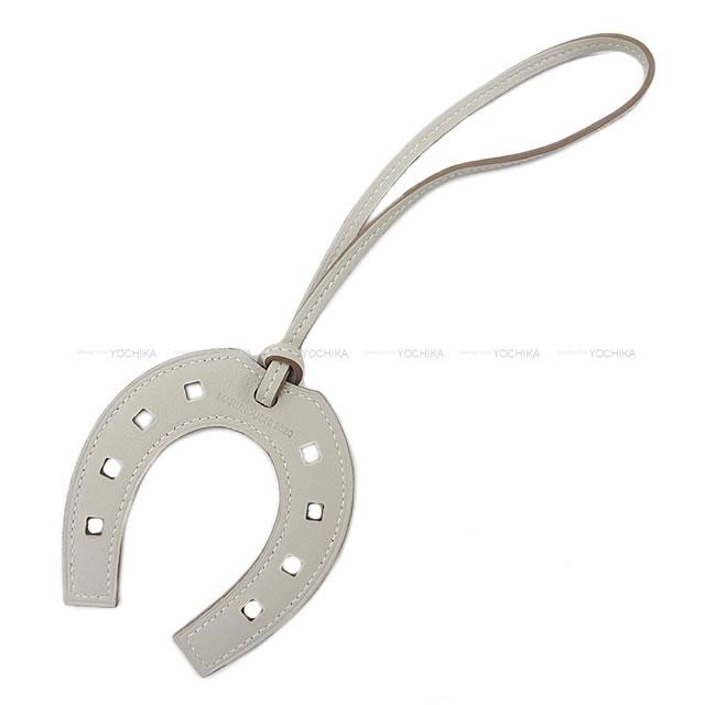 2020年 丸の内 限定 HERMES エルメス 馬蹄 バッグチャーム "パドック" グリスパール(グリペール) スイフト 新品