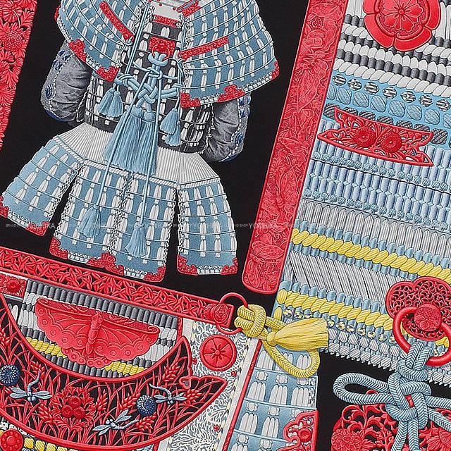 HERMES エルメス スカーフ カレ90 "侍の鎧兜" 黒XルージュXブルージーン シルク100% 新品