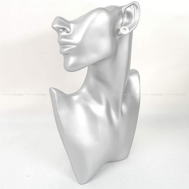 CHANEL シャネル　イヤーマフ シアリング ホワイト 新品未使用 CHANEL シャネル イヤーマフ シアリング ホワイト 新品未使用 CHANEL