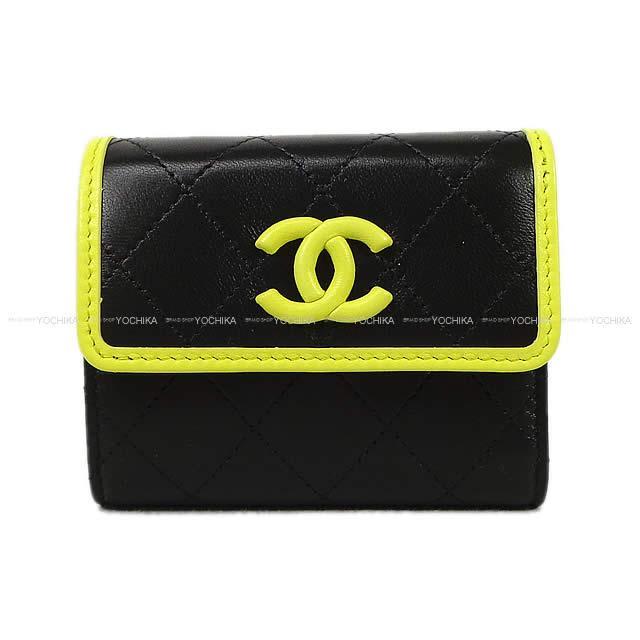 CHANEL シャネル マトラッセ バイカラー 三つ折 コンパクト 財布 黒 