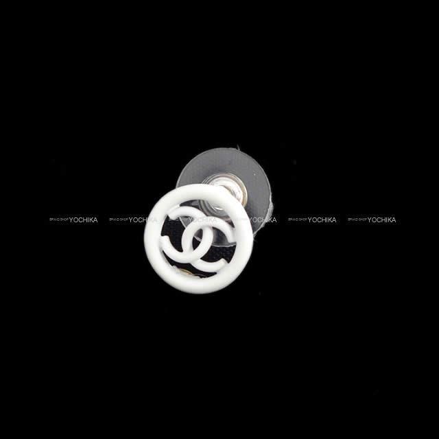 2019年春夏 新作 CHANEL シャネル マット ココマーク ラウンドフレーム ピアス 白(ホワイト) AB0985 新品