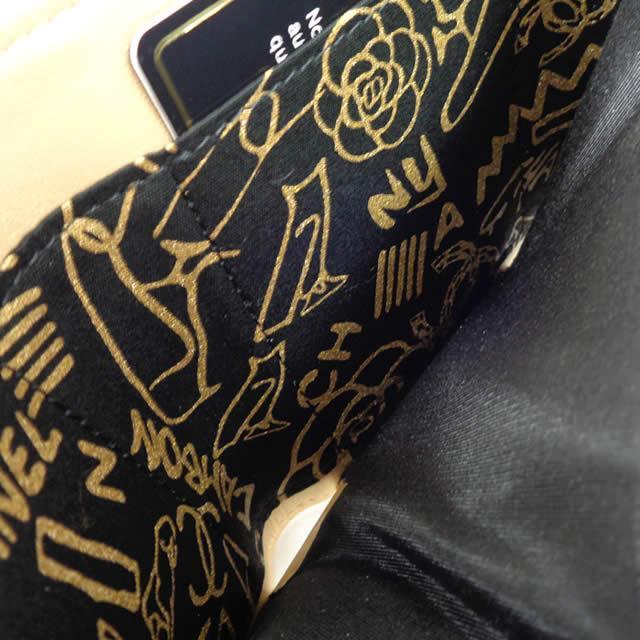2019年 秋冬 新作 CHANEL シャネル マトラッセ アイコニック プリント コインケース付