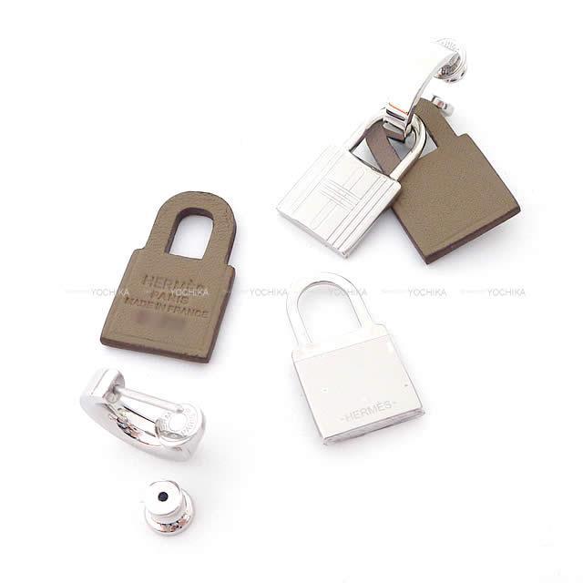 HERMES エルメス ピアス カデナ型  