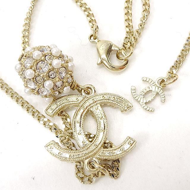 2020年 秋冬 新作 CHANEL シャネル ラインストーン&ミニパール ココマーク ボール ぶら下がり ネックレス シャンパンゴールド金具 AB4789 新品 2020年 秋冬 新作 CHANEL シャネル ラインストーン&ミニパール ココマーク ボール ぶら下がり ネックレス シャンパンゴールド金具 AB4789 新品