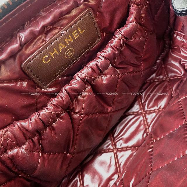 CHANEL シャネル マトラッセ カメラ コスメ ポーチ 黒(ブラック) ラムスキン ゴールド金具 A80909 新品