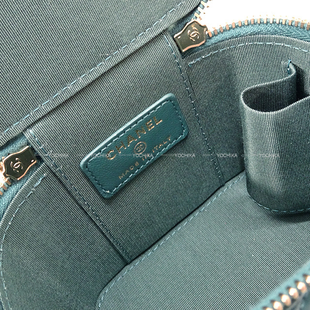 CHANEL シャネル ショルダーバッグ ココマーク マトラッセ ミニ  